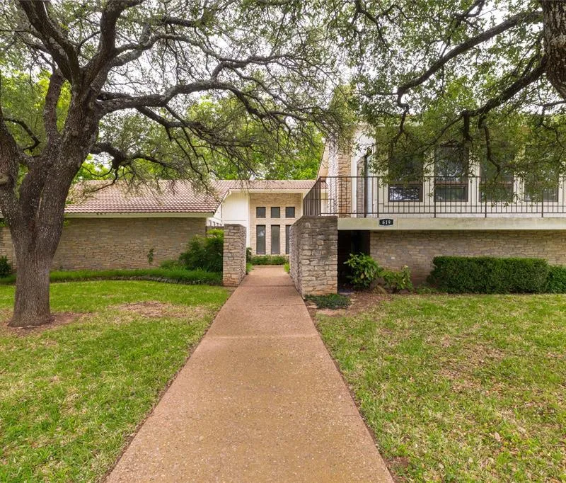 619 Baylor Street, Weatherford TX 76086