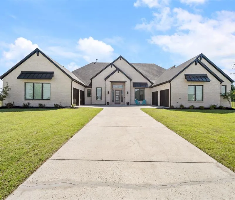 456 Infinito Drive, Sunnyvale TX 75182
