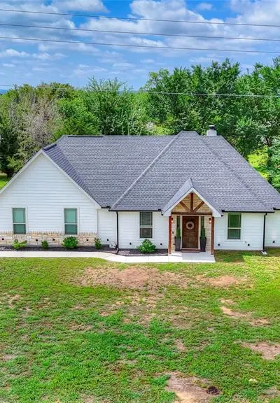 1355 Jay Bird Road, Springtown TX 76082 - Photo 3