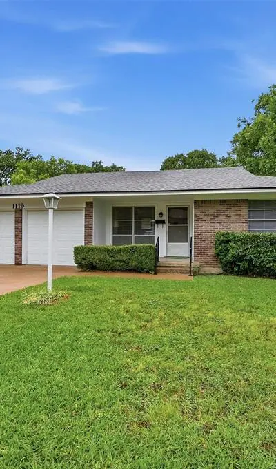 1119 W McGee Street, Sherman TX 75092 - Photo 2
