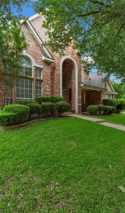 8000 Geranium Lane, Fort Worth TX 76123 - Photo 3