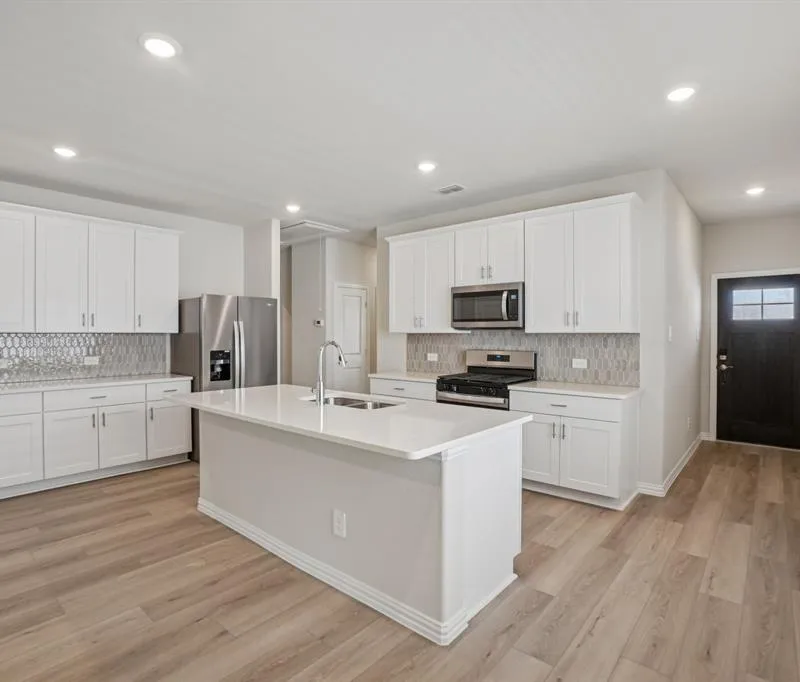 3056 Belton Drive, Farmersville TX 75442