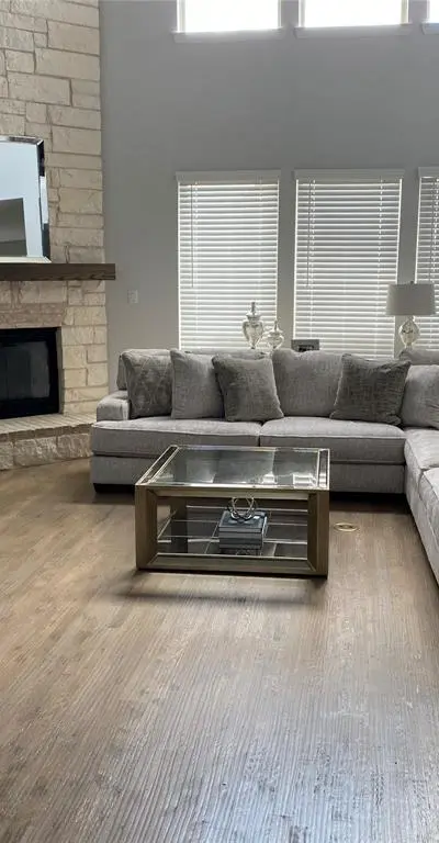 1009 Hunters Creek Drive, Rockwall TX 75087 - Photo 3