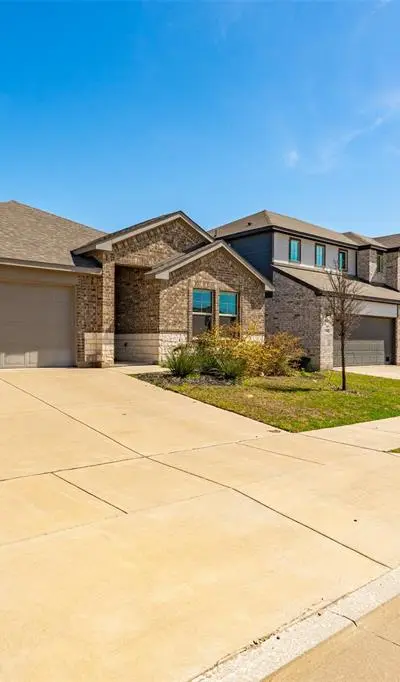 2705 Norite Drive, Fort Worth TX 76108 - Photo 2