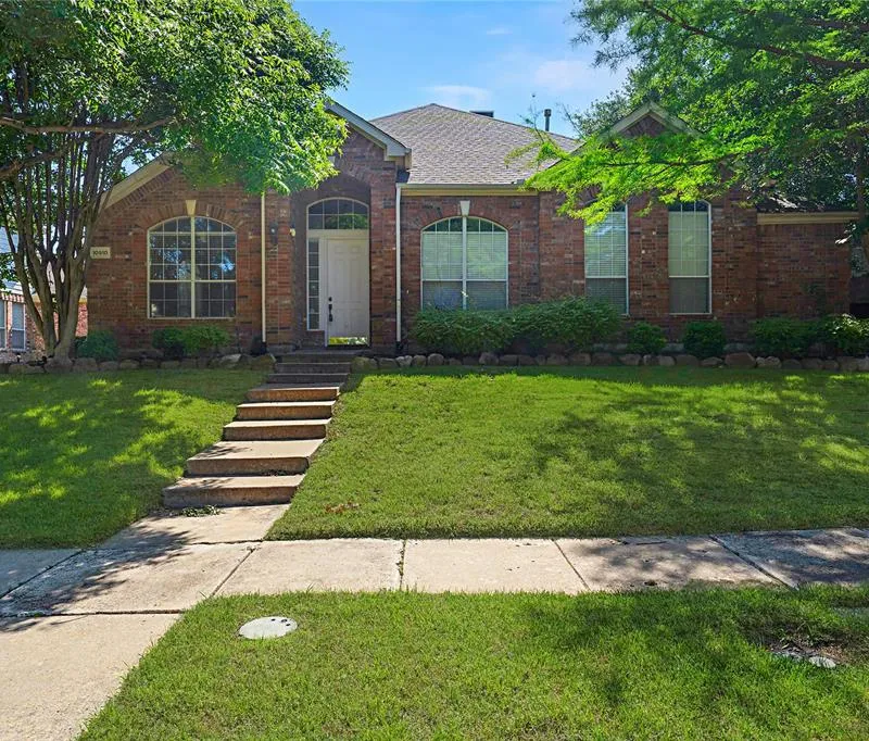 10910 Blackberry Lane, Frisco TX 75033