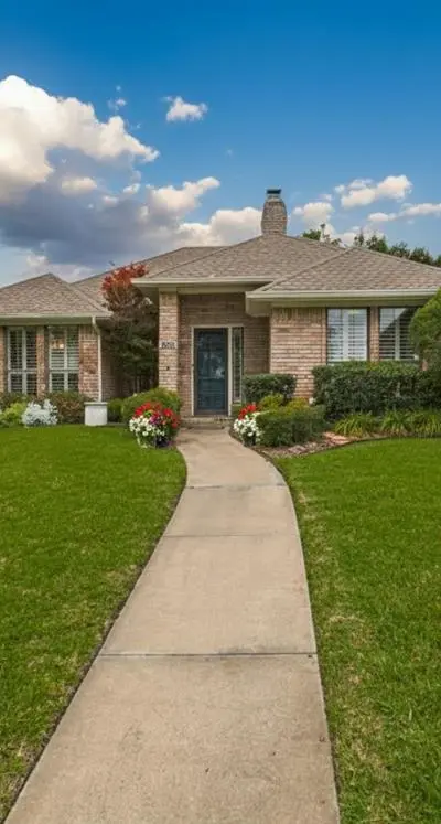 1925 Merrimac Trail, Garland TX 75043