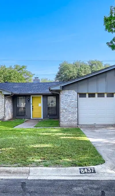 8437 Glenann Drive, North Richland Hills TX 76182