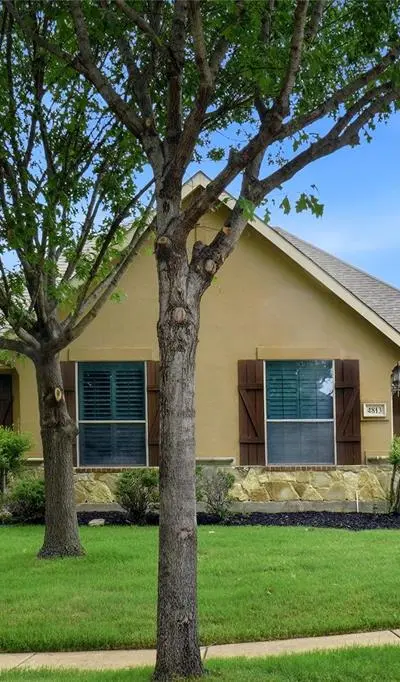 4813 Sam Bass Court, Fort Worth TX 76244 - Photo 2