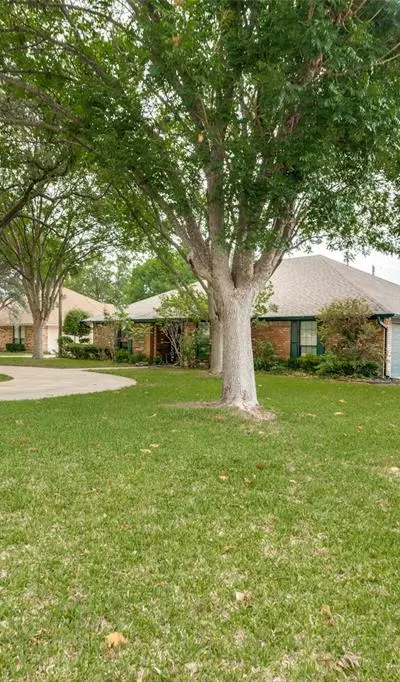 6231 N Ridge Road, Fort Worth TX 76135 - Photo 2