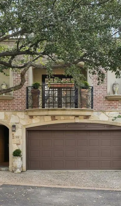 4656 Christopher Place, Dallas TX 75204