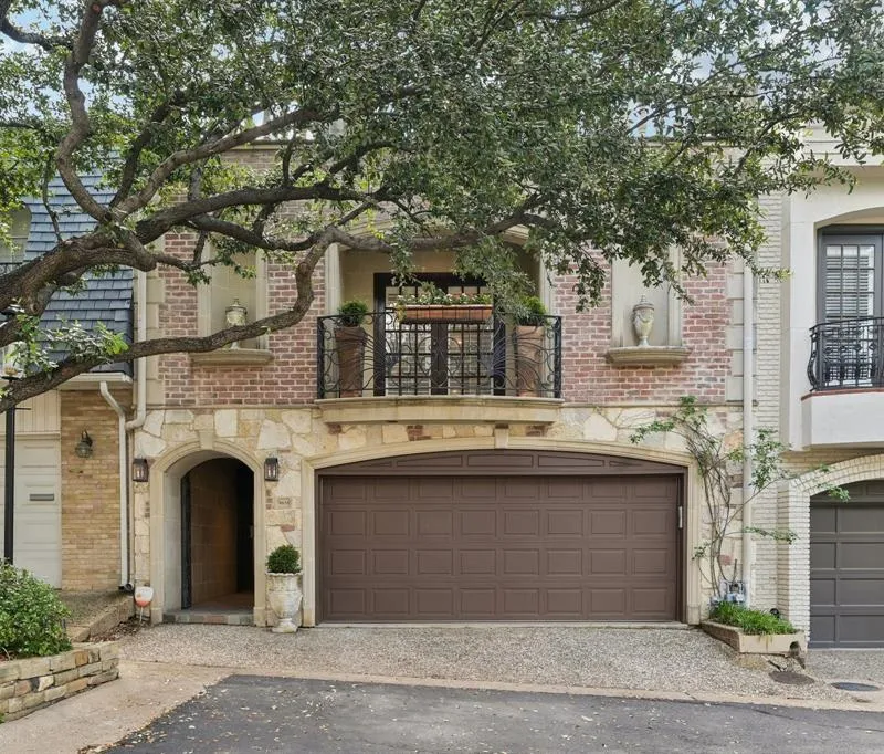 4656 Christopher Place, Dallas TX 75204