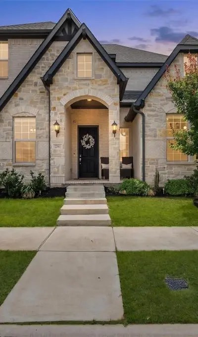 12961 Averi Lane, Farmers Branch TX 75234