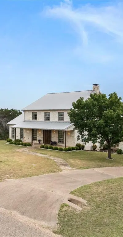400 Kandus Cove, China Spring TX 76633 - Photo 3