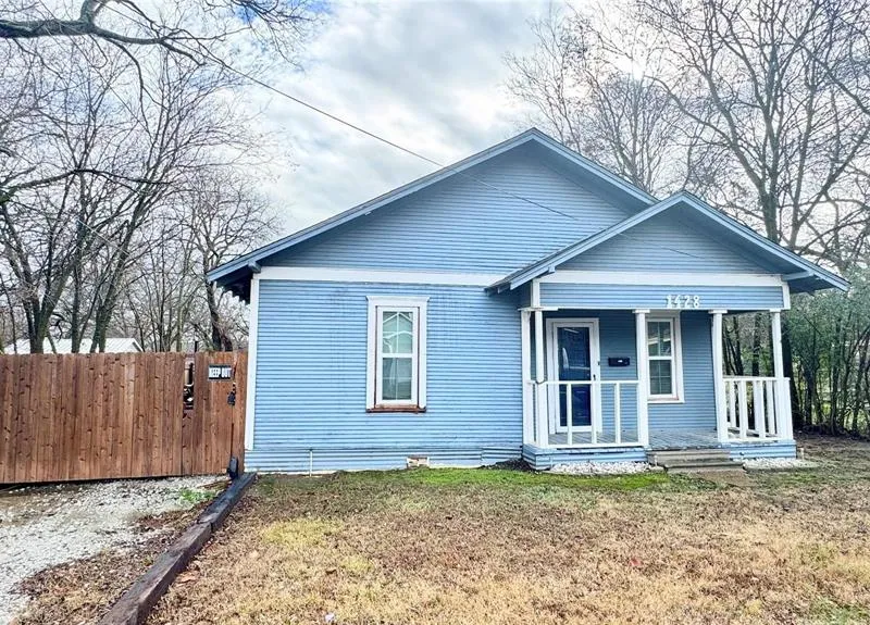 1428 E Garnett Street, Gainesville TX 76240