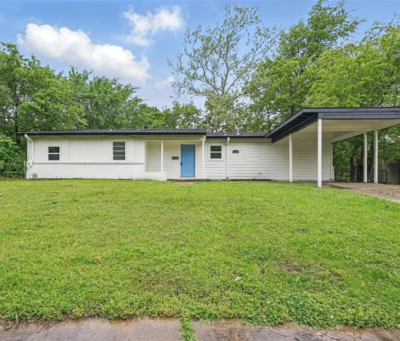 95 Twining Drive, Denison TX 75020