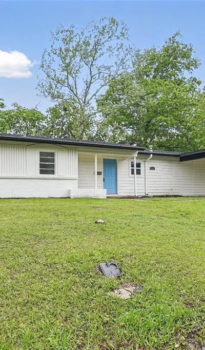 95 Twining Drive, Denison TX 75020 - Photo 2