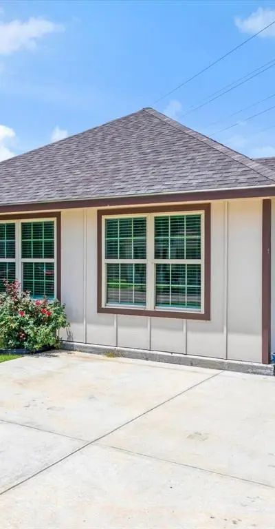 308 Avenue A, Ennis TX 75119