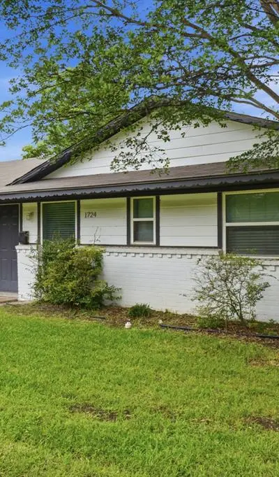 1724 Spring Lake Drive, Mesquite TX 75149 - Photo 2