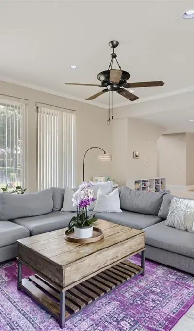 6033 Daven Oaks Drive, Dallas TX 75248 - Photo 3