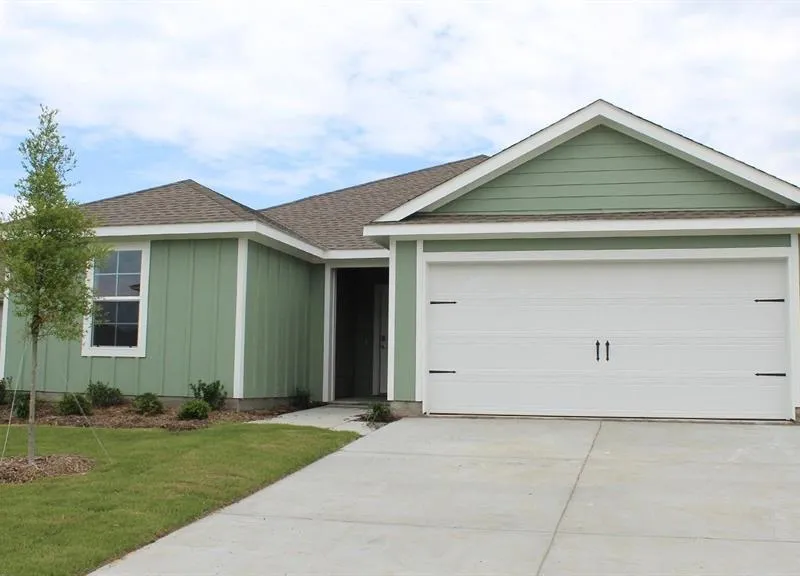 502 Saddle Blanket Drive, Nevada TX 75173