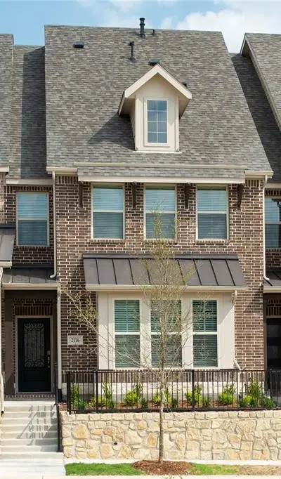 2116 Naples Drive, Rowlett TX 75088