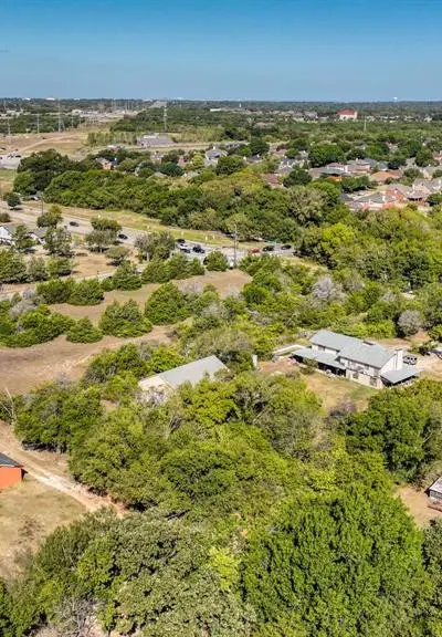 1922 W Pleasant Run Road, DeSoto TX 75115 - Photo 3