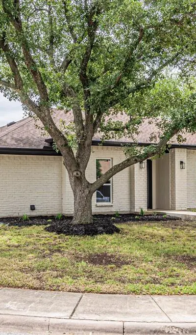 2220 Greenvalley Drive, Carrollton TX 75007 - Photo 2