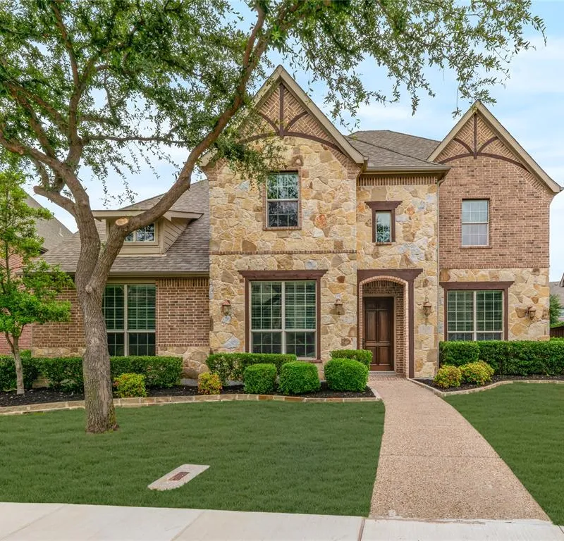 120 San Bernard Drive, Irving TX 75039