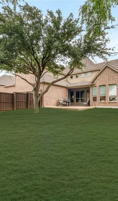 120 San Bernard Drive, Irving TX 75039 - Photo 5