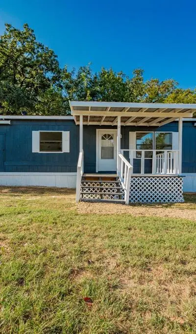 106 Creekwood Drive, Mabank TX 75156