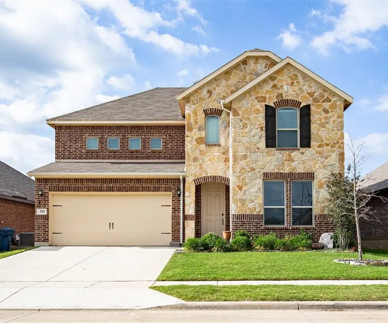 311 Rosie Court, Argyle TX 76226