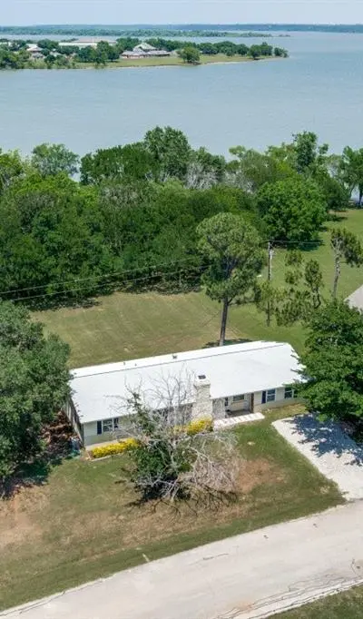 104 Cove Drive, Shady Shores TX 76208