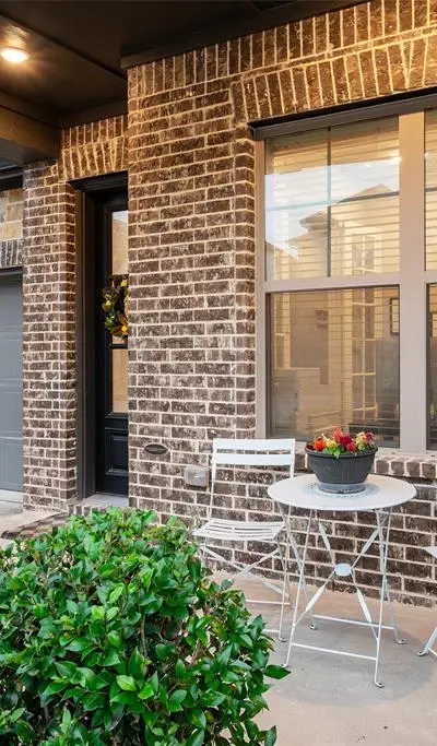 3436 Evening Petal Lane, Dallas TX 75229 - Photo 2