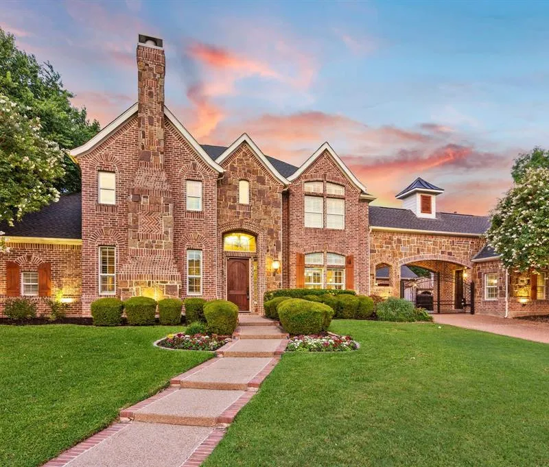 811 Longhorn Hollow, Southlake TX 76092