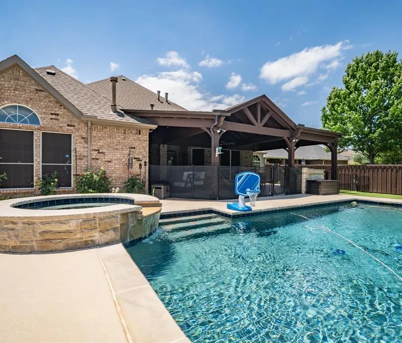 10514 Huffines Drive, Rowlett TX 75089
