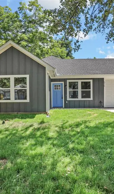 516 E Heron Street, Denison TX 75021 - Photo 2