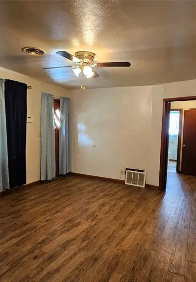 408 Buchanan Street, Whitesboro TX 76273 - Photo 4