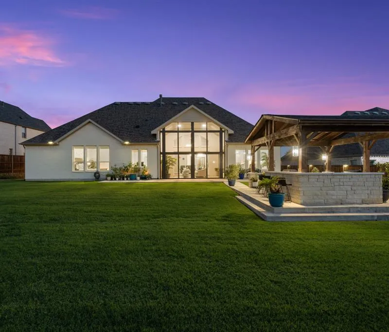 11416 Hickory Falls Drive, Argyle TX 76226