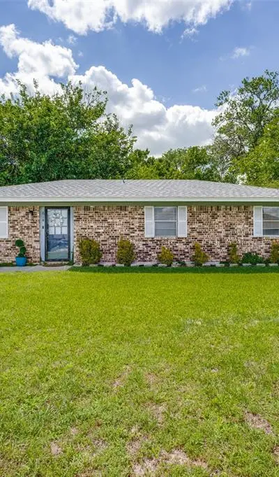 614 Elder Street, Collinsville TX 76233