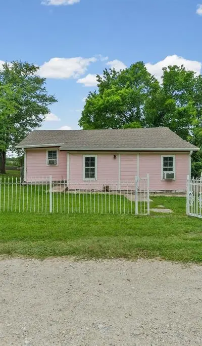 325 West Lane, Quinlan TX 75474