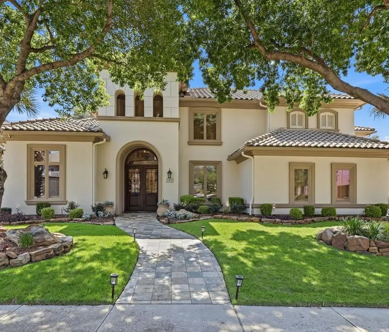 5825 Dove Creek Lane, Plano TX 75093