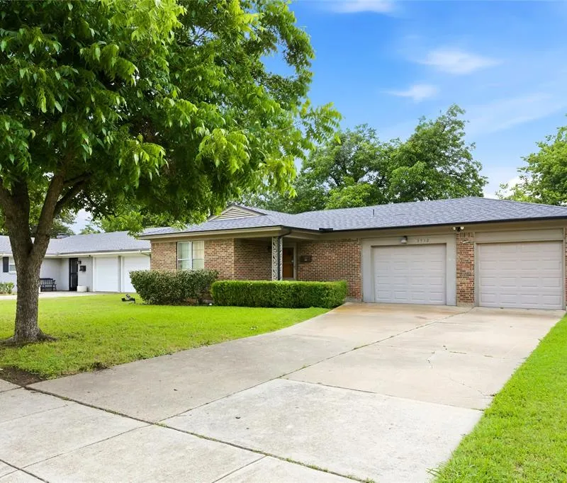3712 Stadium Drive, Fort Worth TX 76109