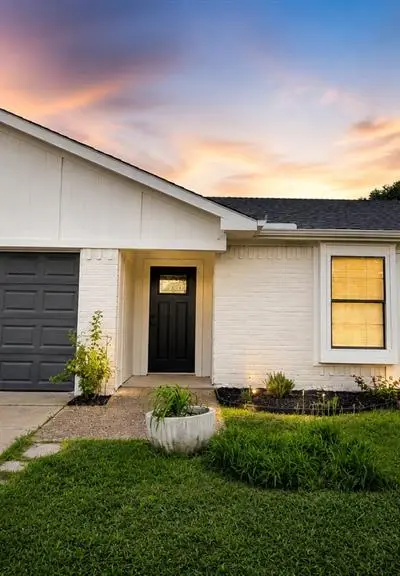 7806 Creek View Drive, Rowlett TX 75089