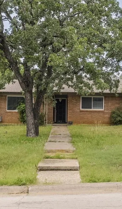 1200 Desiree Lane, Hurst TX 76053