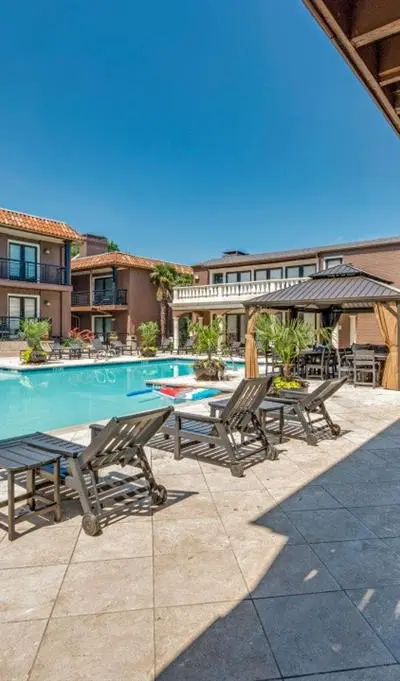 5926 Sandhurst Lane # 124, Dallas TX 75206