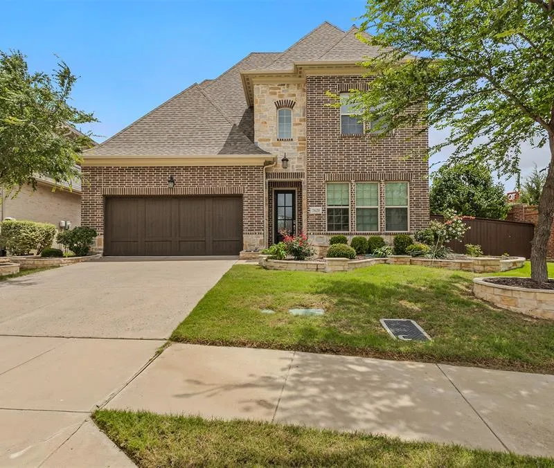 7620 Sonian Forest Drive, Irving TX 75063