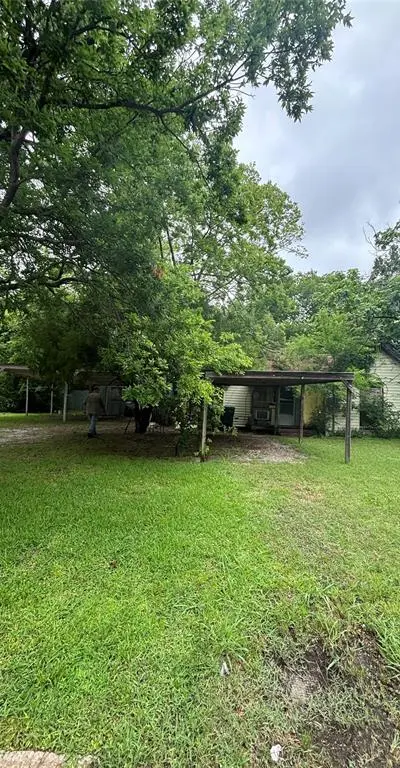 817 E Scott Street, Sherman TX 75090 - Photo 4