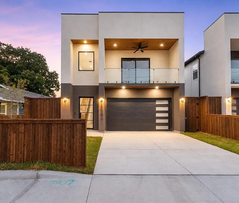 1507 Dennison Street, Dallas TX 75212