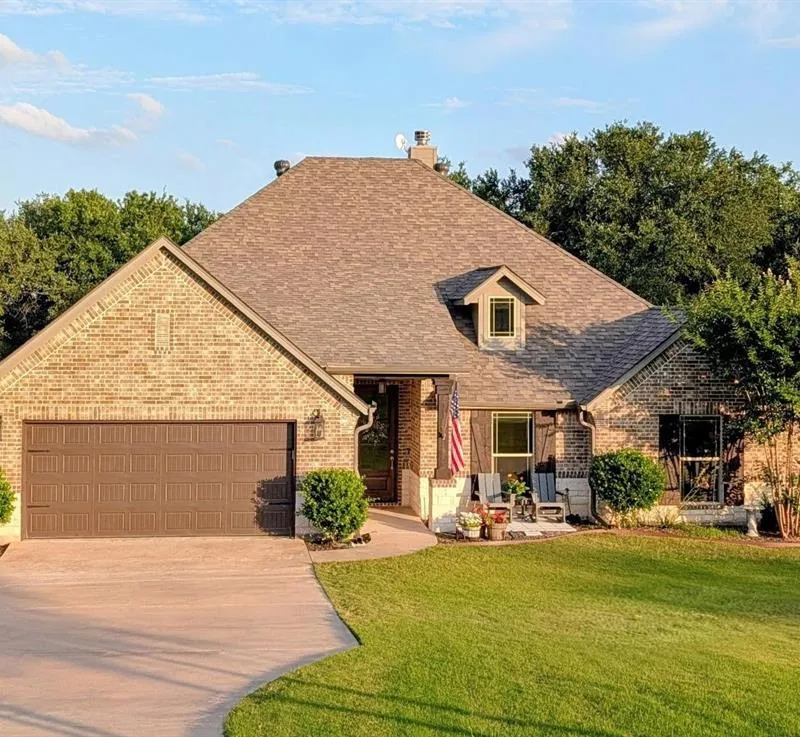 1188 Riverwood Trail, Cleburne TX 76033