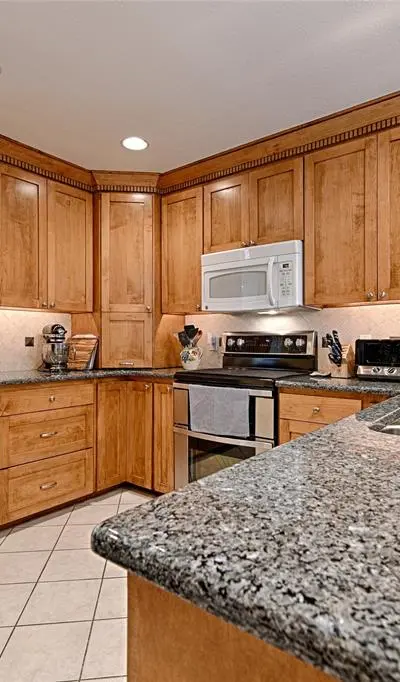 2954 Woodcroft Circle, Carrollton TX 75006